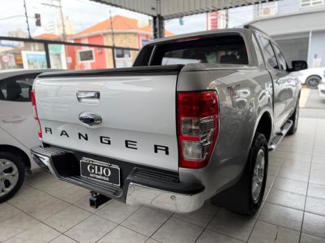 FORD Ranger 3.2 20V CABINE DUPLA 4X4 LIMITED PLUS TURBO DIESEL AUTOM�TICO, Foto 4