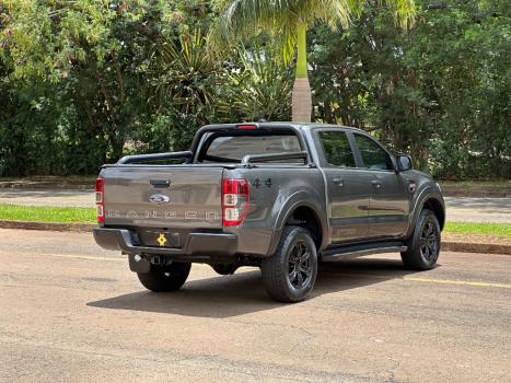 FORD Ranger 3.2 20V CABINE DUPLA 4X4 STORM TURBO DIESEL AUTOM�TICO, Foto 5