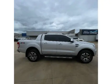 FORD Ranger 3.2 20V CABINE DUPLA 4X4 LIMITED PLUS TURBO DIESEL AUTOM�TICO, Foto 4
