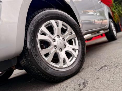 FORD Ranger 3.2 20V XLT 4X4 CABINE DUPLA TURBO DIESEL AUTOM�TICO, Foto 3