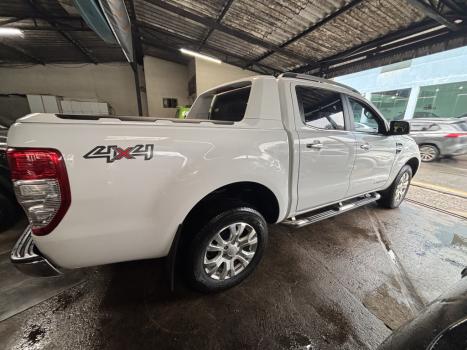 FORD Ranger 3.2 20V CABINE DUPLA 4X4 LIMITED TURBO DIESEL AUTOM�TICO, Foto 3