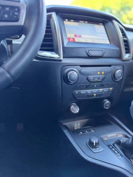 FORD Ranger 3.2 20V XLT 4X4 CABINE DUPLA TURBO DIESEL AUTOM�TICO, Foto 18