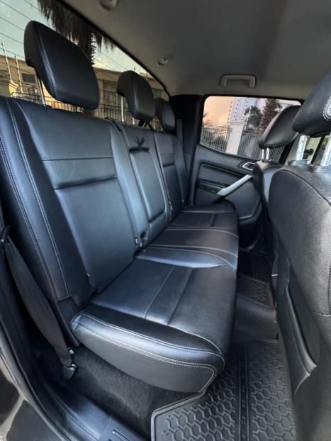 FORD Ranger 3.2 20V XLT 4X4 CABINE DUPLA TURBO DIESEL AUTOM�TICO, Foto 19