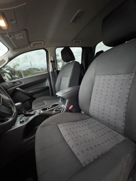 FORD Ranger 3.2 20V CABINE DUPLA 4X4 STORM TURBO DIESEL AUTOM�TICO, Foto 25