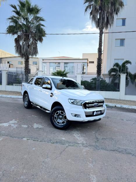 FORD Ranger 3.2 20V XLT 4X4 CABINE DUPLA TURBO DIESEL AUTOM�TICO, Foto 5