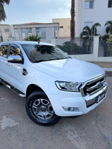 FORD Ranger 3.2 20V XLT 4X4 CABINE DUPLA TURBO DIESEL AUTOM�TICO, Foto 6