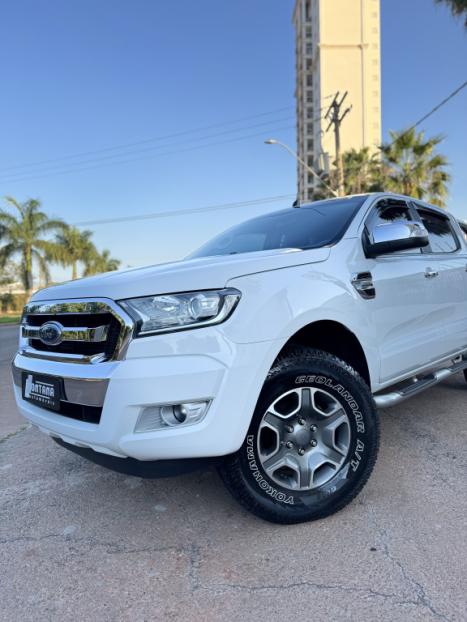 FORD Ranger 3.2 20V XLT 4X4 CABINE DUPLA TURBO DIESEL AUTOM�TICO, Foto 8