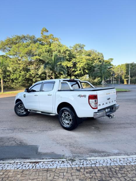 FORD Ranger 3.2 20V XLT 4X4 CABINE DUPLA TURBO DIESEL AUTOM�TICO, Foto 10