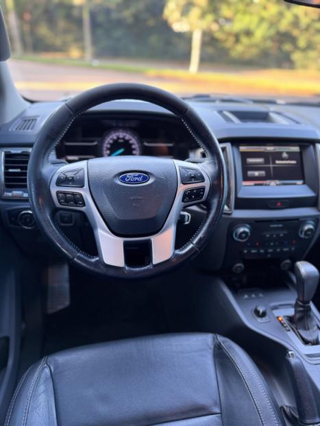 FORD Ranger 3.2 20V XLT 4X4 CABINE DUPLA TURBO DIESEL AUTOM�TICO, Foto 23