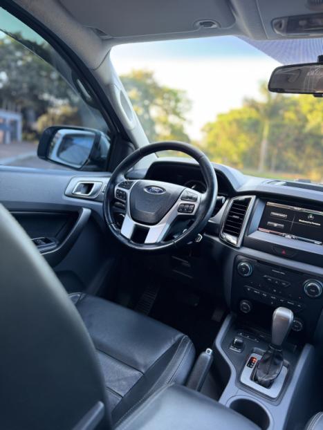 FORD Ranger 3.2 20V XLT 4X4 CABINE DUPLA TURBO DIESEL AUTOM�TICO, Foto 24