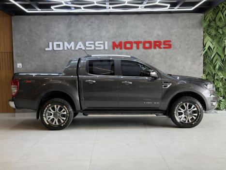 FORD Ranger 3.2 20V CABINE DUPLA 4X4 LIMITED TURBO DIESEL AUTOM�TICO, Foto 5