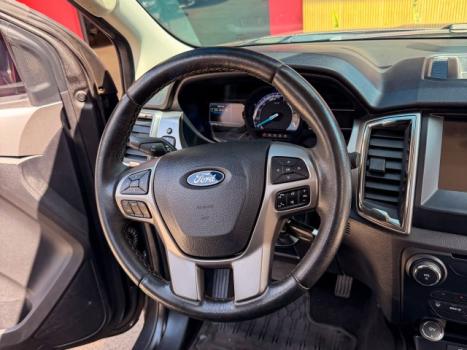 FORD Ranger 3.2 20V XLT 4X4 CABINE DUPLA TURBO DIESEL AUTOM�TICO, Foto 17