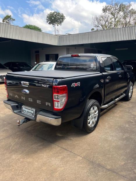 FORD Ranger 3.2 20V XLT 4X4 CABINE DUPLA TURBO DIESEL AUTOMÁTICO, Foto 3