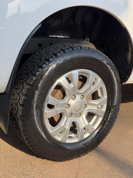 FORD Ranger 3.2 20V XLT 4X4 CABINE DUPLA TURBO DIESEL AUTOMÁTICO, Foto 6