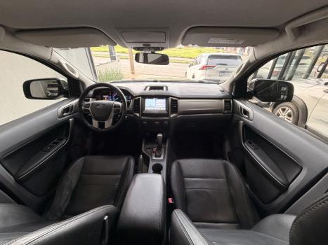 FORD Ranger 3.2 20V XLT 4X4 CABINE DUPLA TURBO DIESEL AUTOMÁTICO, Foto 15
