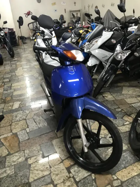 HONDA Biz 100 ES, Foto 2