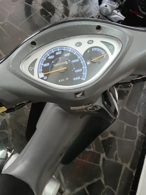 HONDA Biz 125 ES, Foto 5