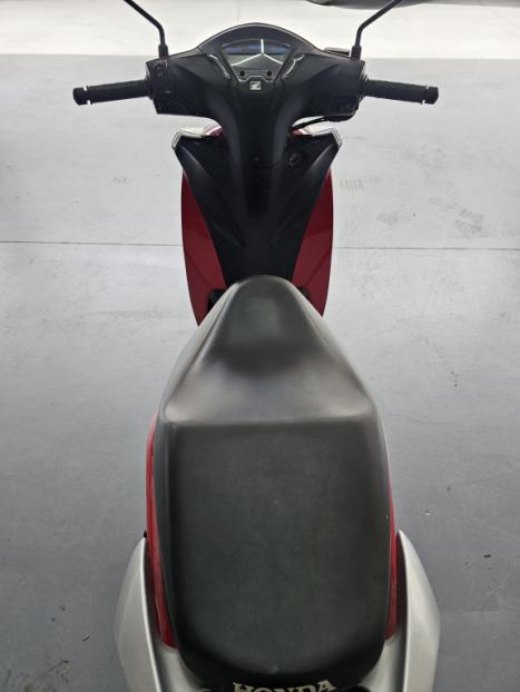 HONDA Biz 125 EX, Foto 4