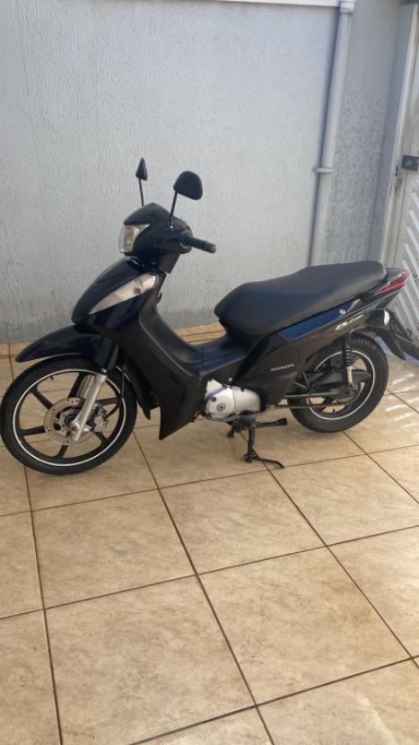 HONDA Biz 125 EX, Foto 1