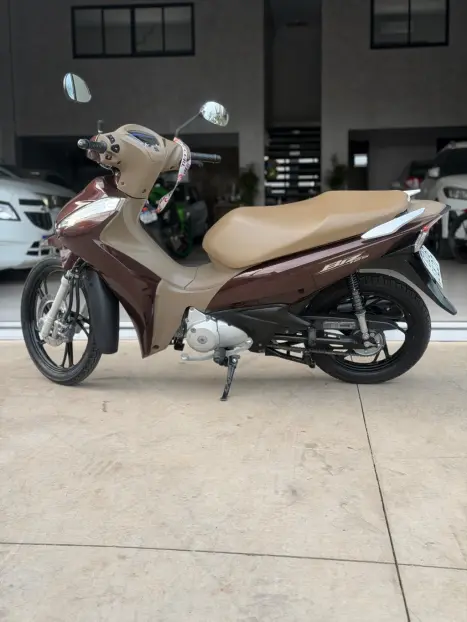 HONDA Biz 125 EX, Foto 1