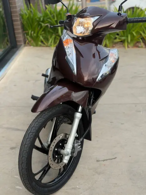 HONDA Biz 125 EX, Foto 4
