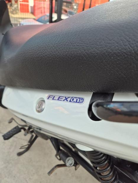 HONDA Biz 125 EX, Foto 6