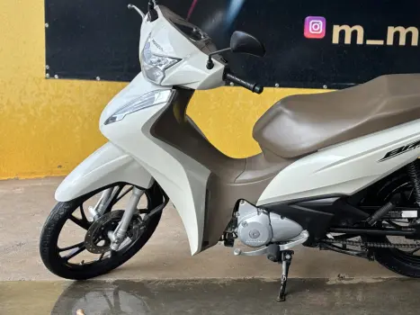 HONDA Biz 125 EX, Foto 3
