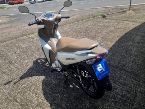 HONDA Biz 125 EX, Foto 4
