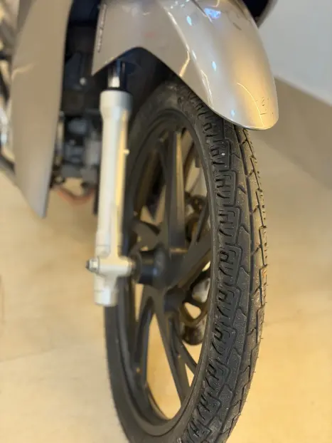 HONDA Biz 125 FLEX, Foto 3