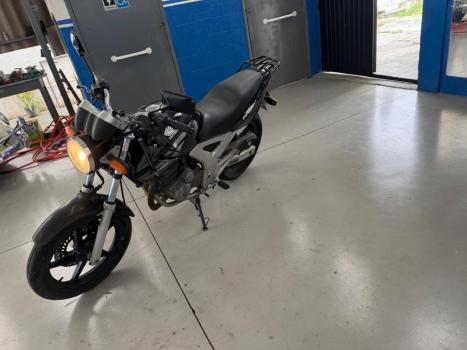HONDA CB 250 F Twister , Foto 2