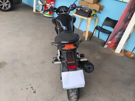 HONDA CB 250 F Twister , Foto 6