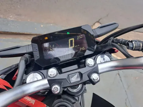 HONDA CB 300 F Twister FLEX ABS, Foto 2