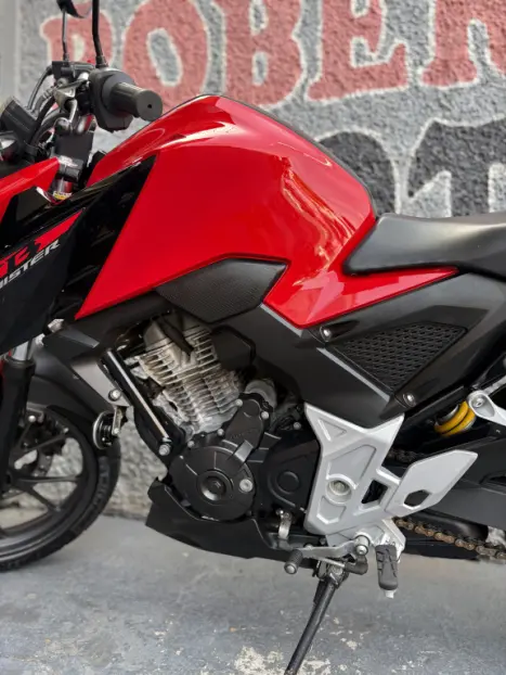 HONDA CB 300 F Twister FLEX CBS, Foto 4