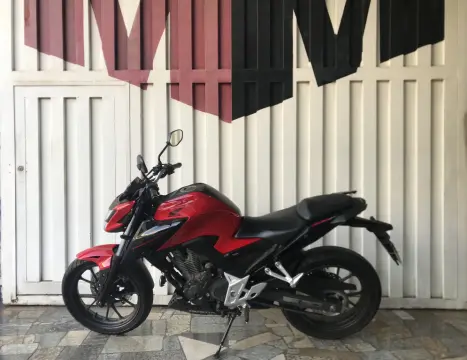 HONDA CB 300 F Twister FLEX ABS, Foto 2