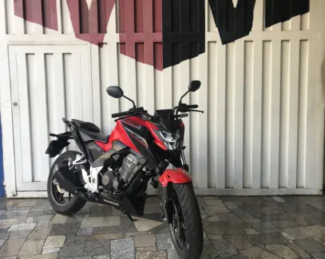 HONDA CB 300 F Twister FLEX ABS, Foto 3