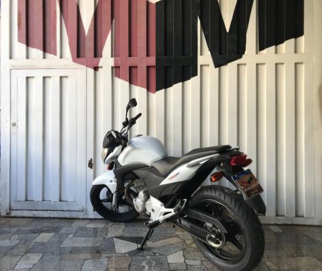 HONDA CB 300 R STD, Foto 4