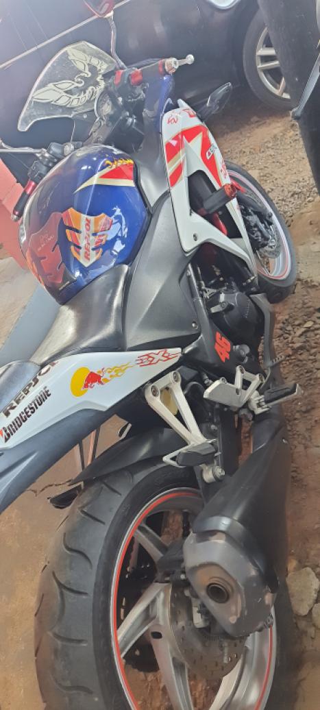 HONDA CBR 250 R, Foto 2
