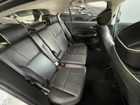 HONDA City Hatch 1.5 16V 4P FLEX TOURING AUTOMTICO CVT, Foto 4