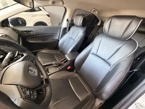 HONDA City Hatch 1.5 16V 4P FLEX TOURING AUTOM�TICO CVT, Foto 15