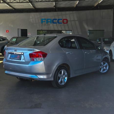 HONDA City Sedan 1.5 16V 4P LX FLEX AUTOMÁTICO, Foto 7 HONDA City Sedan 1.5 16V 4P LX FLEX AUTOMÁTICO, Foto 7