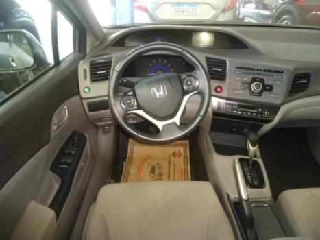 HONDA Civic 1.8 16V 4P FLEX LXS AUTOMÁTICO, Foto 5 HONDA Civic 1.8 16V 4P FLEX LXS AUTOMÁTICO, Foto 5