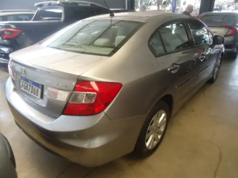 HONDA Civic 1.8 16V 4P FLEX LXS AUTOMÁTICO, Foto 7 HONDA Civic 1.8 16V 4P FLEX LXS AUTOMÁTICO, Foto 7