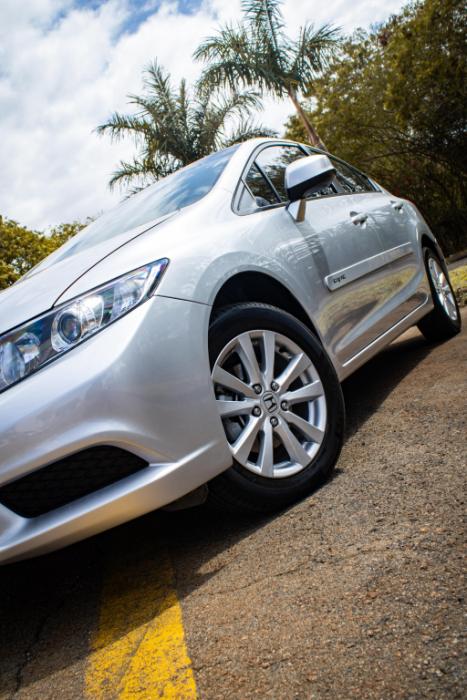 HONDA Civic 1.8 16V 4P FLEX LXS AUTOMTICO, Foto 2