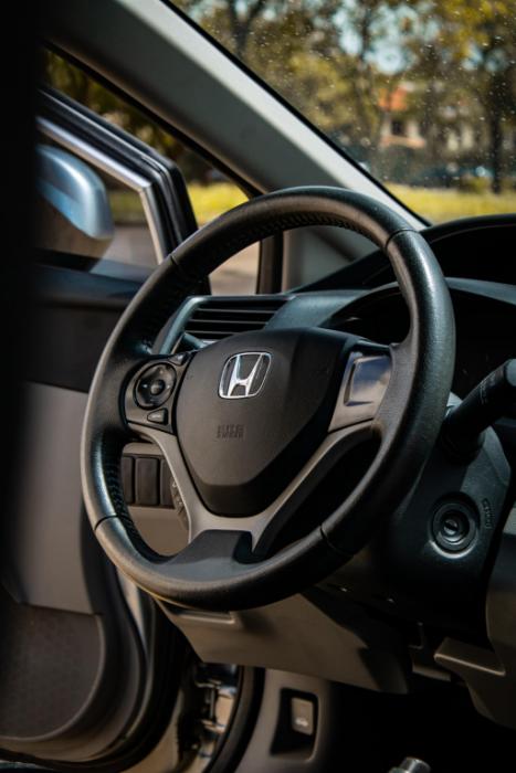 HONDA Civic 1.8 16V 4P FLEX LXS AUTOMTICO, Foto 5