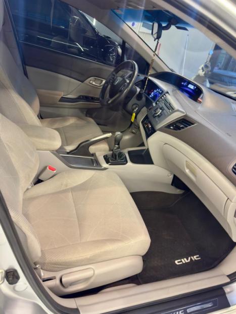 HONDA Civic 1.8 16V 4P FLEX LXS, Foto 8