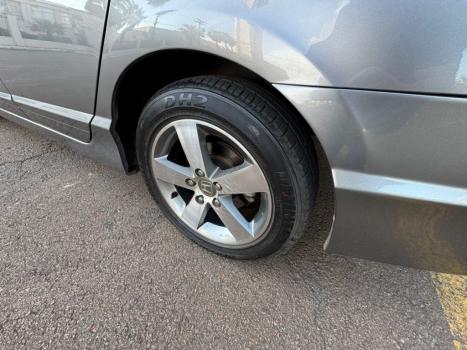 HONDA Civic 1.8 16V 4P FLEX LXS AUTOMTICO, Foto 9