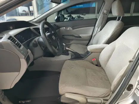 HONDA Civic 1.8 16V 4P FLEX LXS, Foto 5