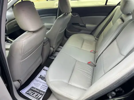 HONDA Civic 1.8 16V 4P FLEX LXS AUTOMTICO, Foto 8