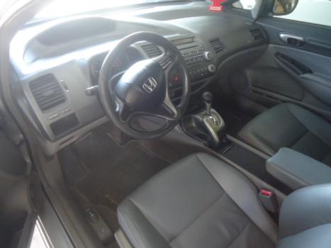 HONDA Civic 1.8 16V 4P FLEX LXS AUTOM�TICO, Foto 3