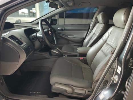HONDA Civic 1.8 16V 4P FLEX LXS AUTOM�TICO, Foto 4